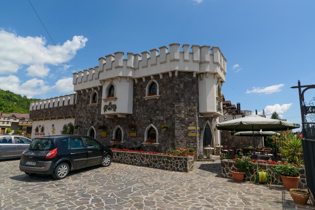 Hotel Lacetate Πιτέστι Εξωτερικό φωτογραφία