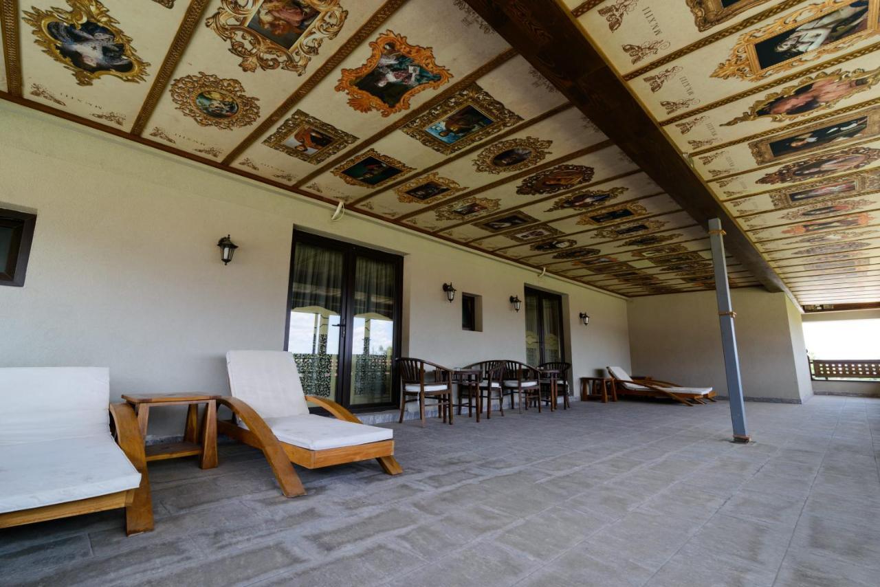 Hotel Lacetate Πιτέστι Εξωτερικό φωτογραφία