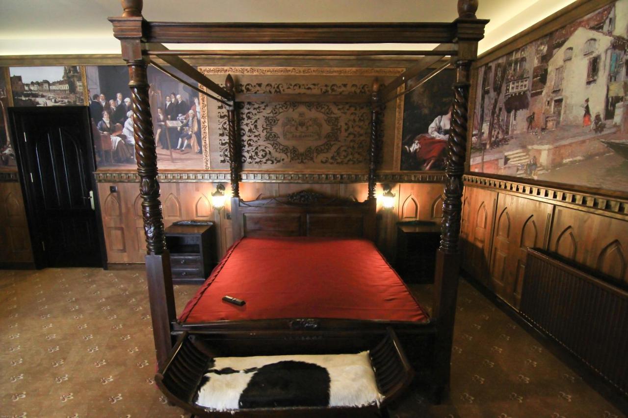 Hotel Lacetate Πιτέστι Εξωτερικό φωτογραφία